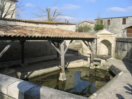 grande-fontaine-moyenne-niort-marais-poitevin