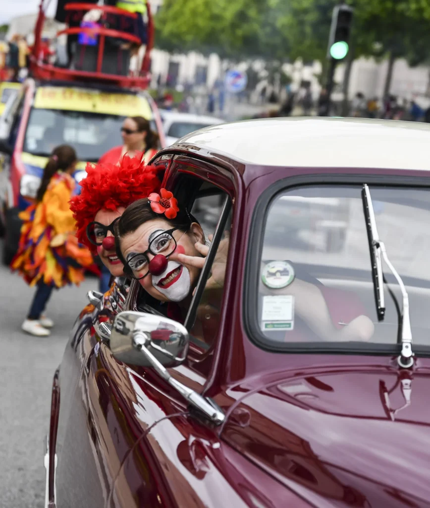 photo-très-grand-conseil-mondial-des-clowns-niort-marais-poitevin