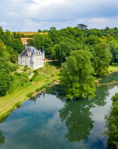 chateau-des-loups-privee-chateau-vallee-de-la-sevre-niortaise-niort-marais-poitevin