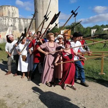 reconstitution-au-chateau-coudray-salbart-echire