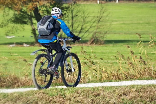 veloroute-94-niort-marais-poitevin